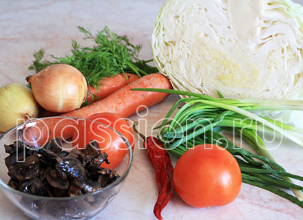 Капуста тушеная