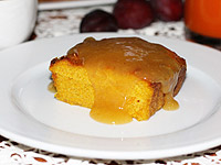 Суфле с соусом из слив